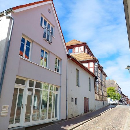 Business-Apartments Im Schuster-Acht Wolgast Eksteriør bilde